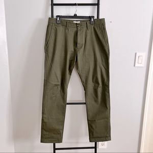 Goodfellow Hennepin Chino Pants Green 34W 30L Olive Green Jeans Men dress pants